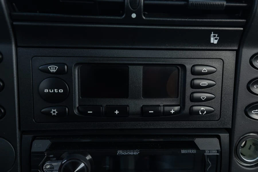 2003 Porsche 986 Boxster - Image 30 of 31