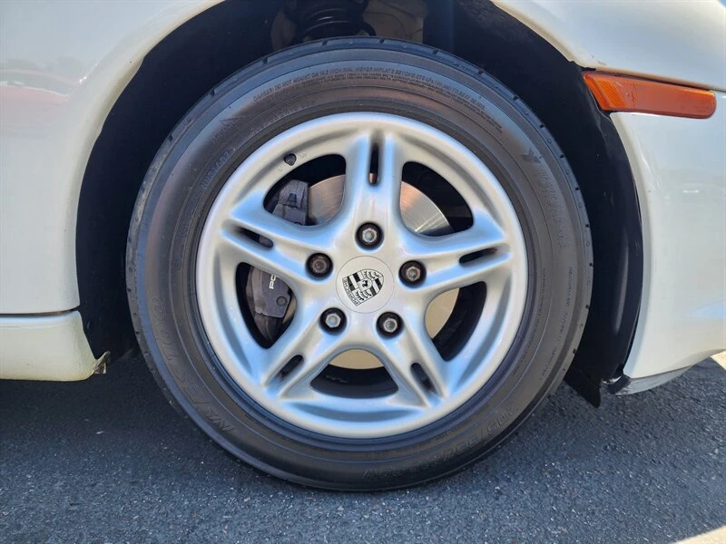 2003 Porsche 986 Boxster - Image 28 of 31