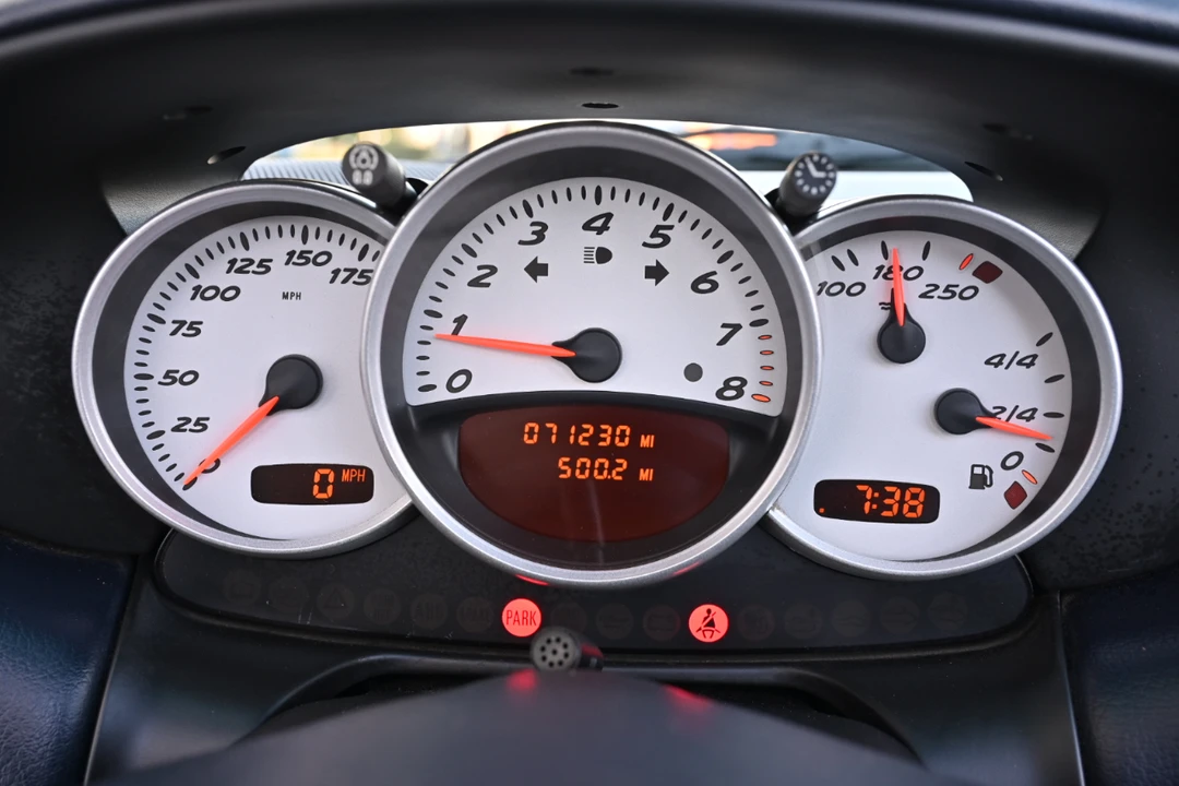 2003 Porsche 986 Boxster S - Image 25 of 31