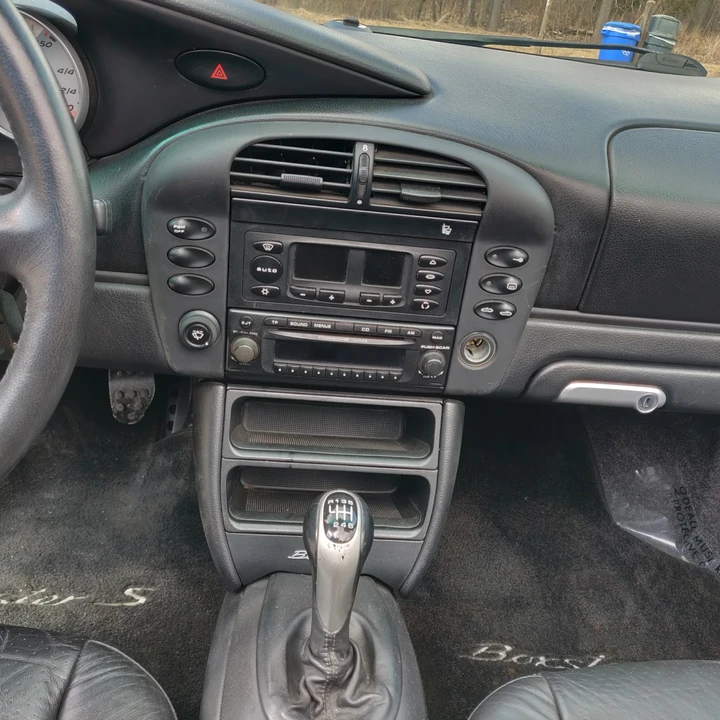 2003 Porsche 986 Boxster S - Image 25 of 31