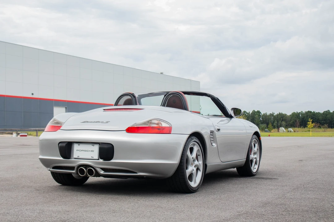 2003 Porsche 986 Boxster S - Image 15 of 31