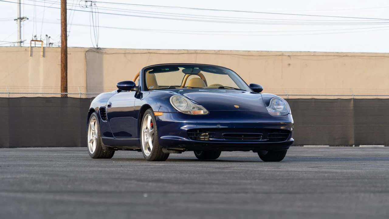 2003 Porsche 986 Boxster S - Image 17 of 31