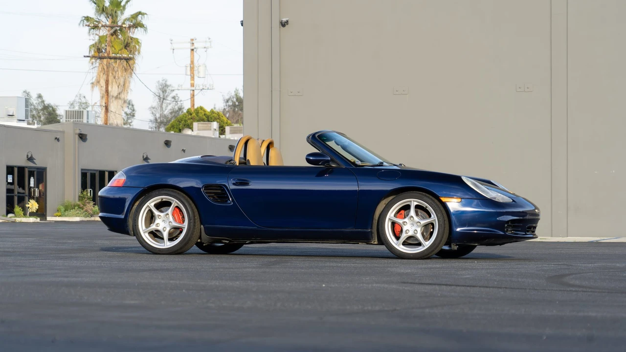 2003 Porsche 986 Boxster S - Image 14 of 31