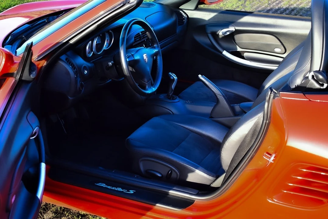 2003 Porsche 986 Boxster S - Image 25 of 31