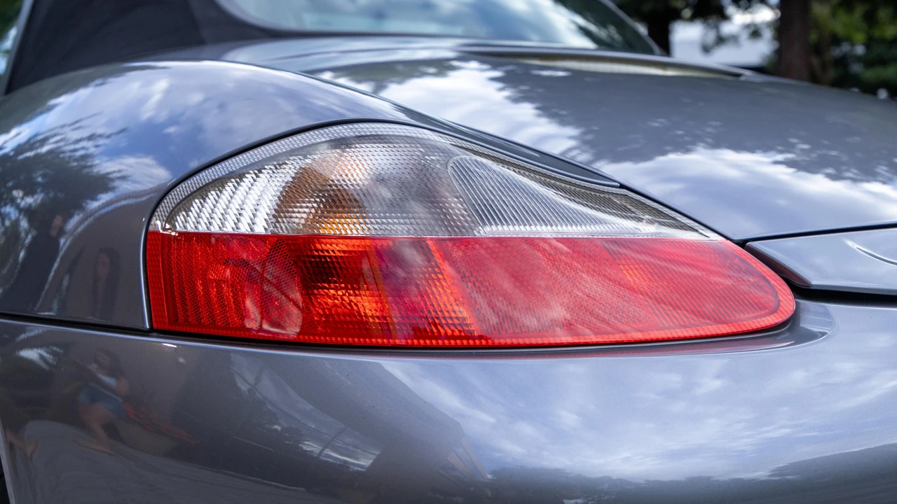 2003 Porsche 986 Boxster S - Image 23 of 31