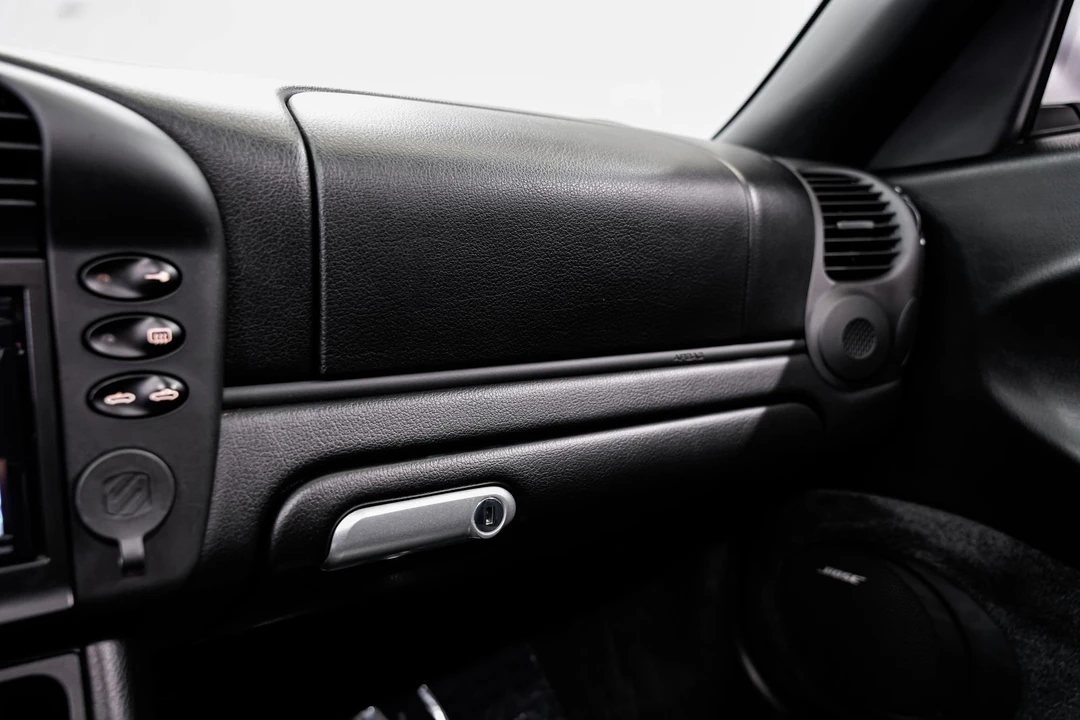 2003 Porsche 986 Boxster S - Image 15 of 31