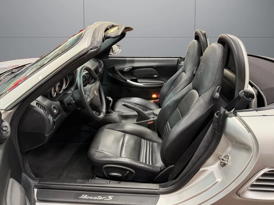 2003 Porsche 986 Boxster S - Image 11 of 25