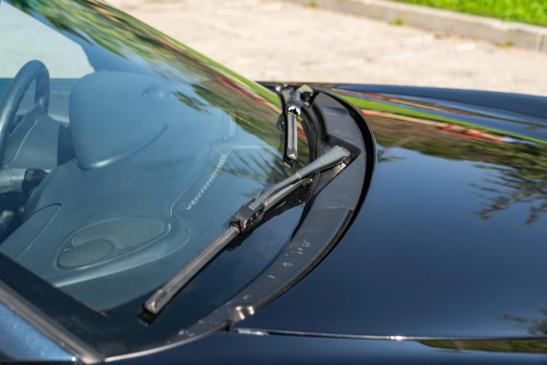 2003 Porsche 986 Boxster - Image 28 of 31