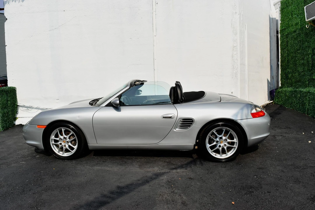 2003 Porsche 986 Boxster - Image 17 of 31