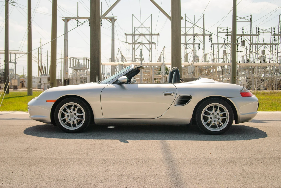2003 Porsche 986 Boxster - Image 16 of 31