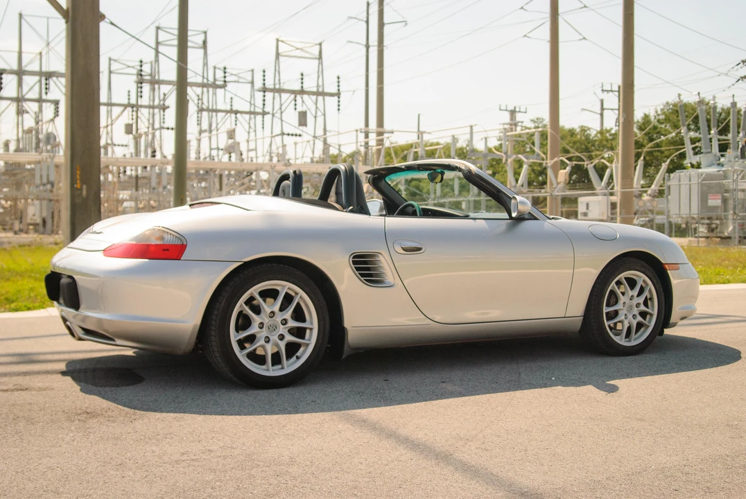 2003 Porsche 986 Boxster - Image 28 of 31