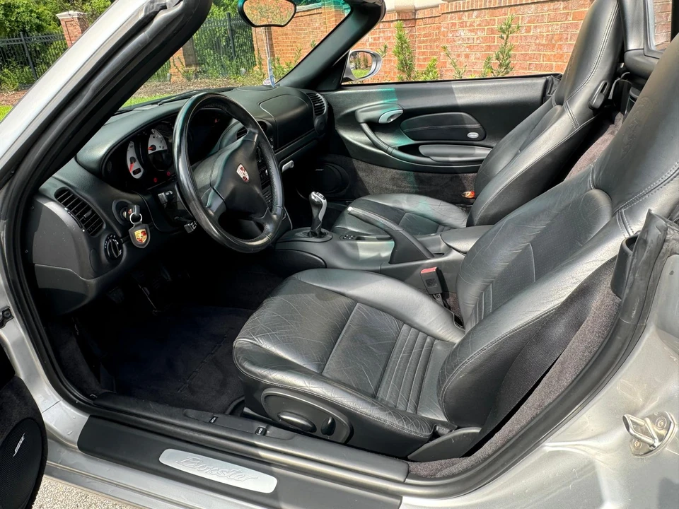 2003 Porsche 986 Boxster - Image 25 of 31