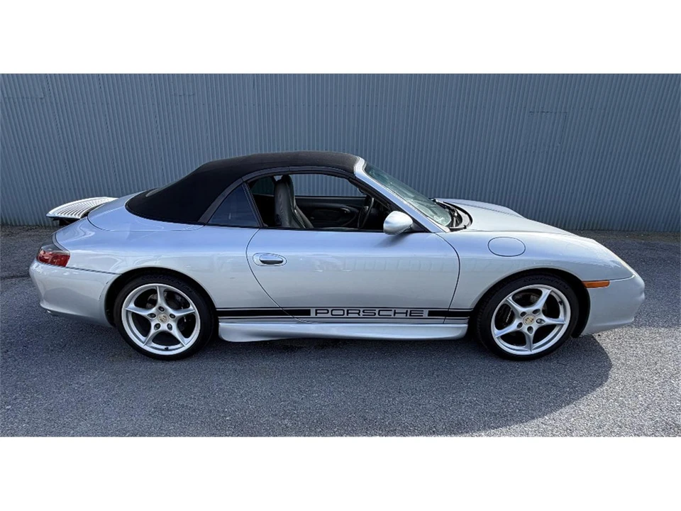 2003 Porsche Carrera GT - Image 6 of 31
