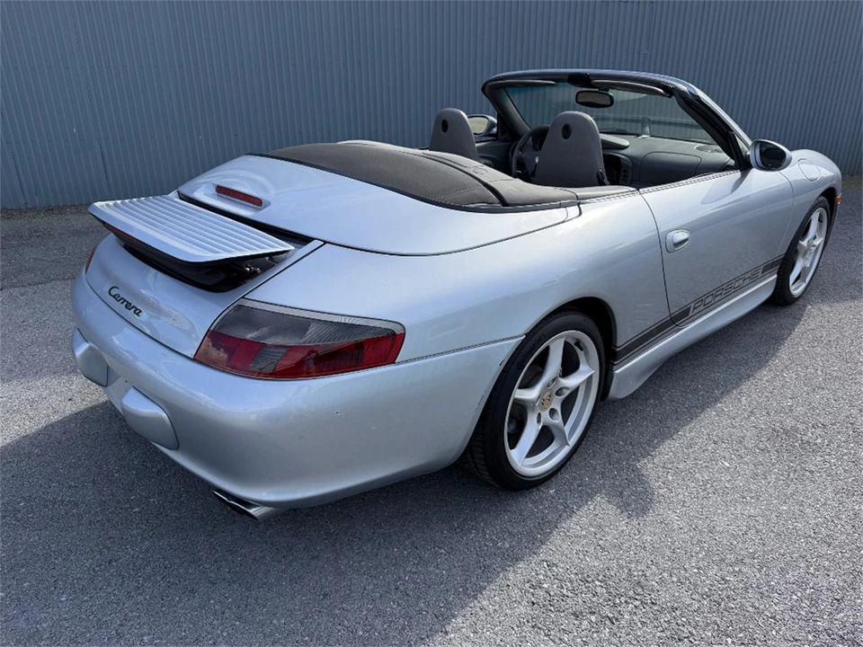 2003 Porsche Carrera GT - Image 2 of 31