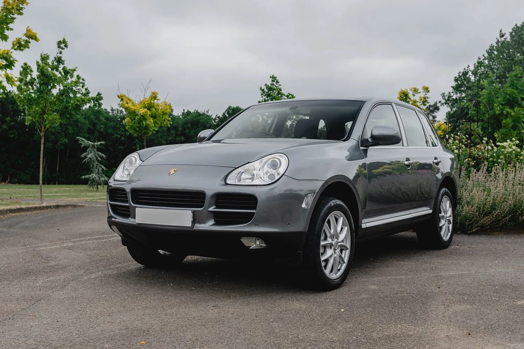 2003 Porsche Cayenne - Image 15 of 30