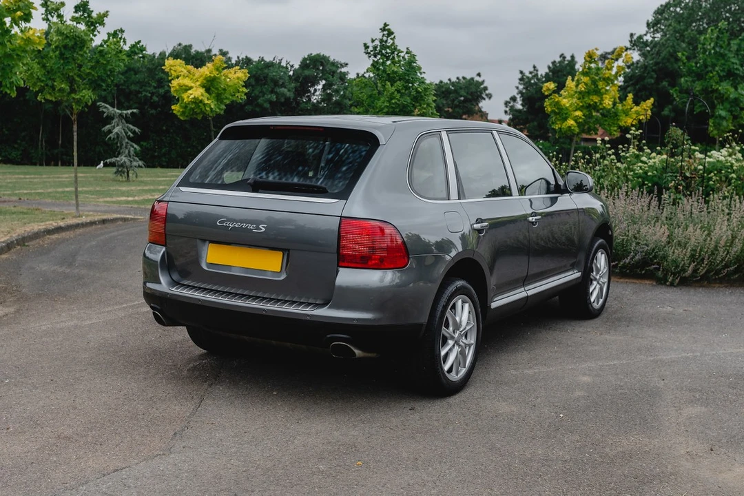 2003 Porsche Cayenne - Image 6 of 30