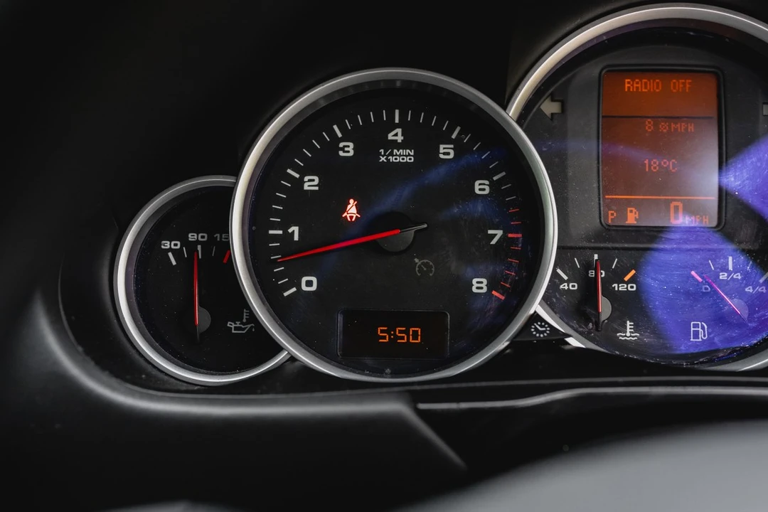 2003 Porsche Cayenne - Image 26 of 30