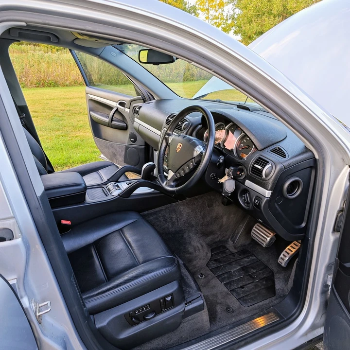2003 Porsche 955/957 Cayenne S - Image 24 of 30