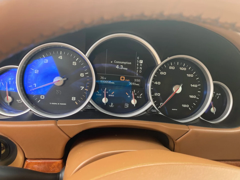 2003 Porsche Cayenne - Image 18 of 28