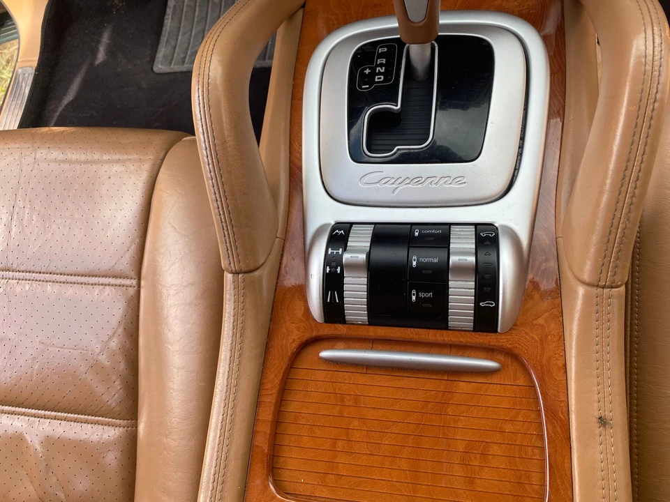 2003 Porsche Cayenne - Image 28 of 28