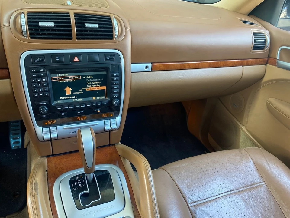 2003 Porsche 955/957 Cayenne Turbo - Image 9 of 20