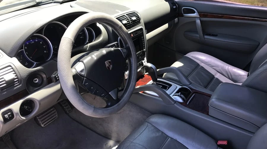 2003 Porsche Cayenne - Image 4 of 5