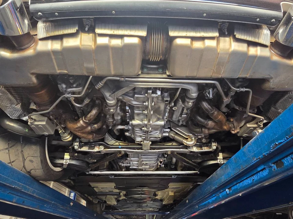 2003 Porsche 996 GT2 - Image 17 of 21