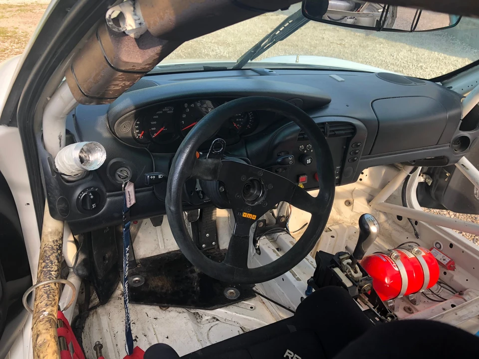 2004 Porsche 996 GT3 - Image 14 of 29