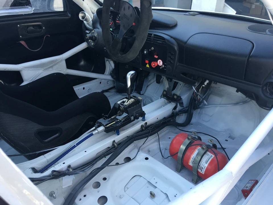2003 Porsche 996 GT3 - Image 16 of 31