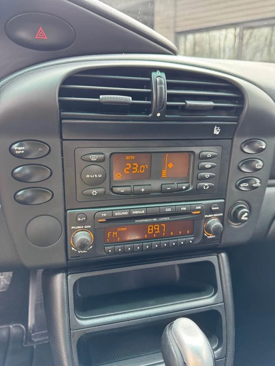 2003 Porsche Boxster - Image 11 of 19