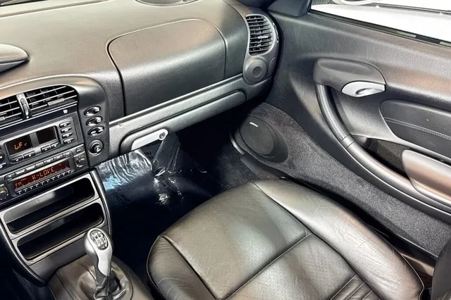 2003 Porsche 986 Boxster - Image 16 of 18