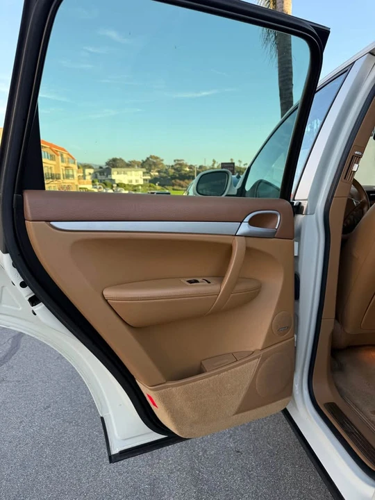 2003 Porsche 955/957 Cayenne S - Image 13 of 17