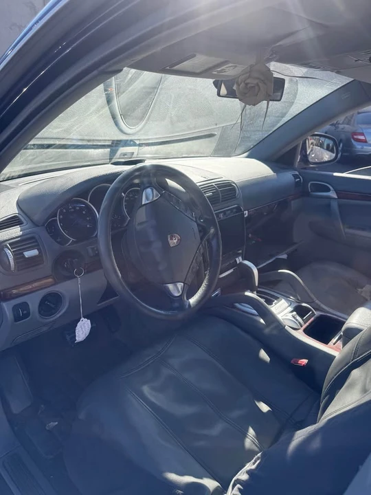 2003 Porsche 955/957 Cayenne S - Image 11 of 13