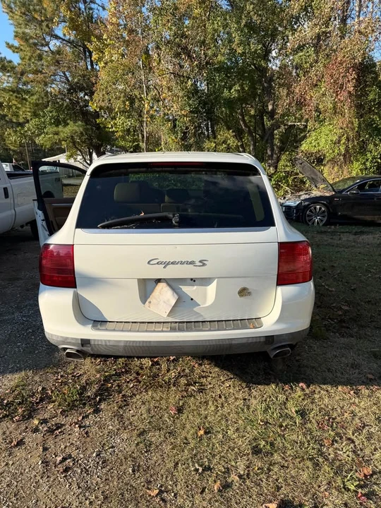 2003 Porsche 955/957 Cayenne - Image 2 of 20