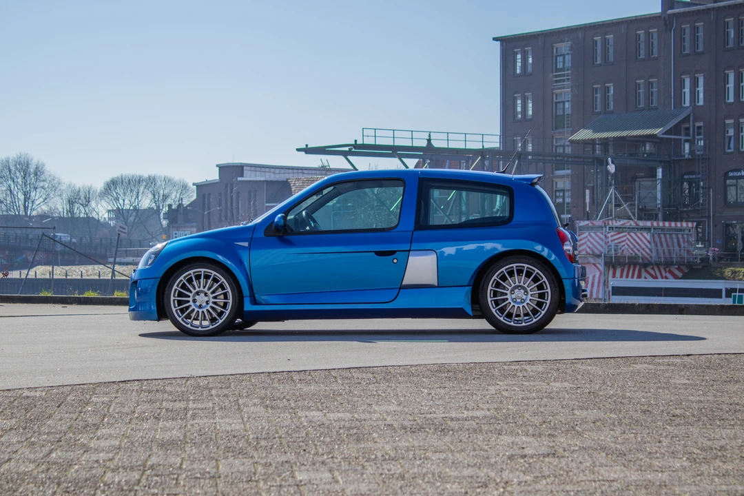 2003 Renault Clio 2nd Gen - Image 5 of 31