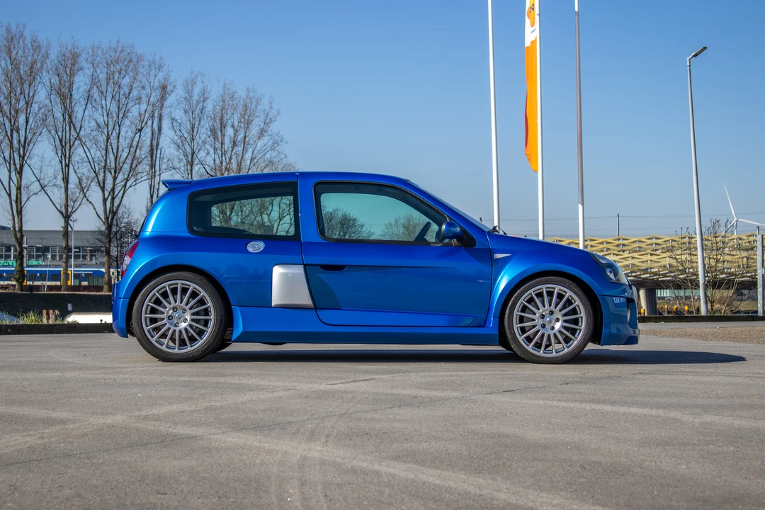 2003 Renault Clio 2nd Gen - Image 9 of 31