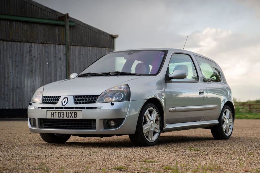 2003 Renault Clio 2nd Gen - Image 2 of 31