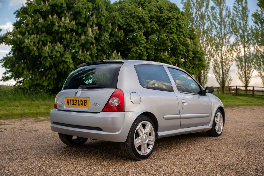 2003 Renault Clio 2nd Gen - Image 3 of 31