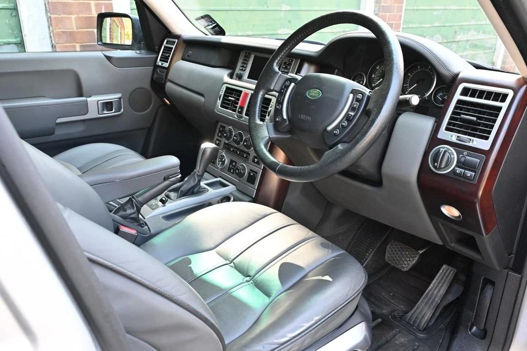 2003 Land Rover Range Rover L322 - Image 6 of 30