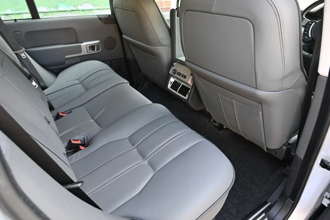 2003 Land Rover Range Rover L322 - Image 12 of 30