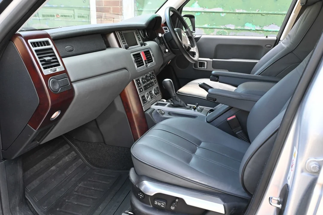 2003 Land Rover Range Rover L322 - Image 10 of 30