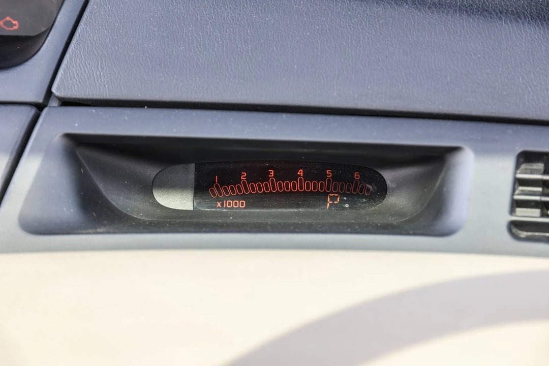 2003 Renault - Image 20 of 30