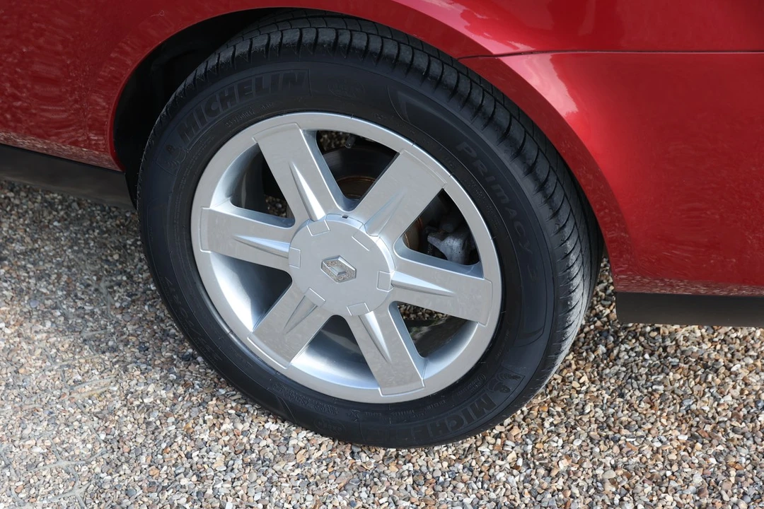 2003 Renault - Image 10 of 30