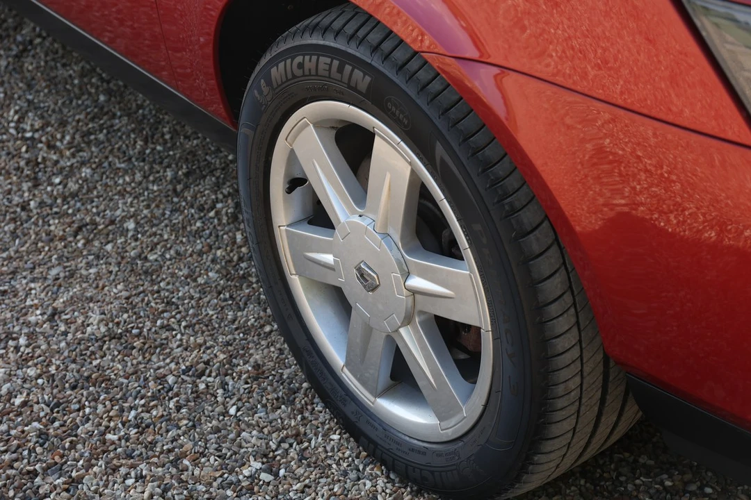 2003 Renault - Image 12 of 30