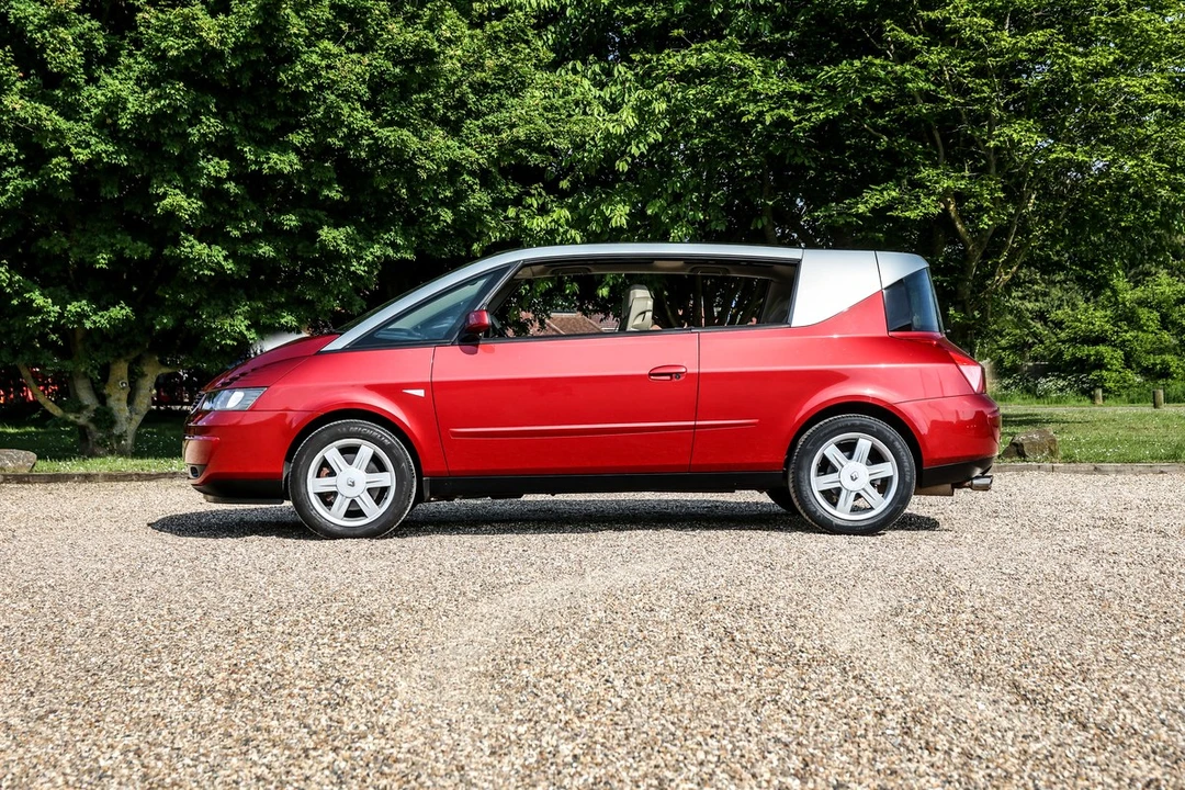 2003 Renault - Image 8 of 30