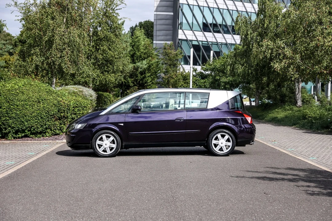 2003 Renault - Image 7 of 30
