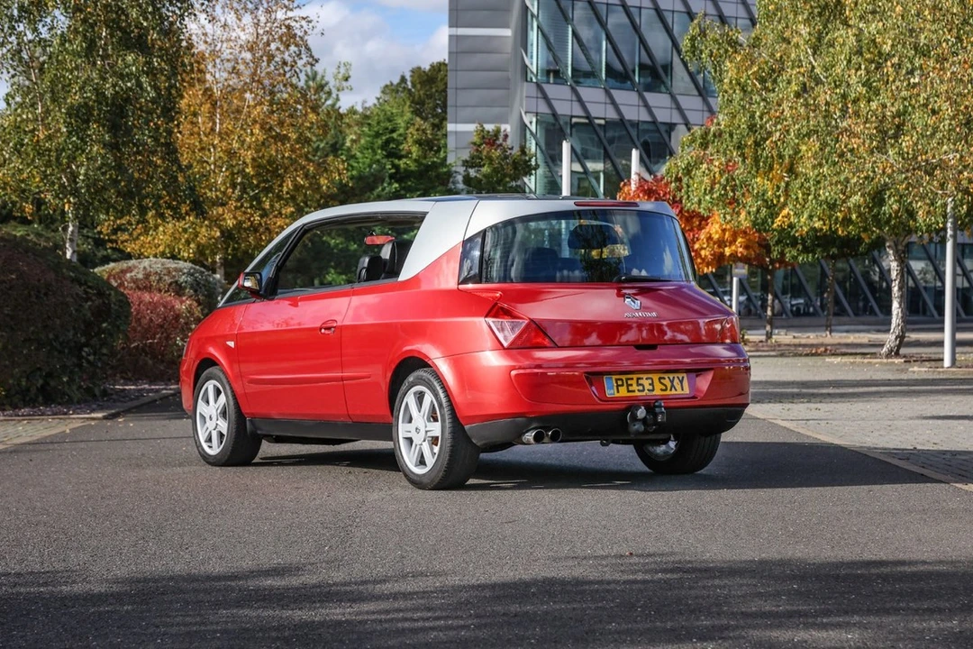 2003 Renault - Image 6 of 30