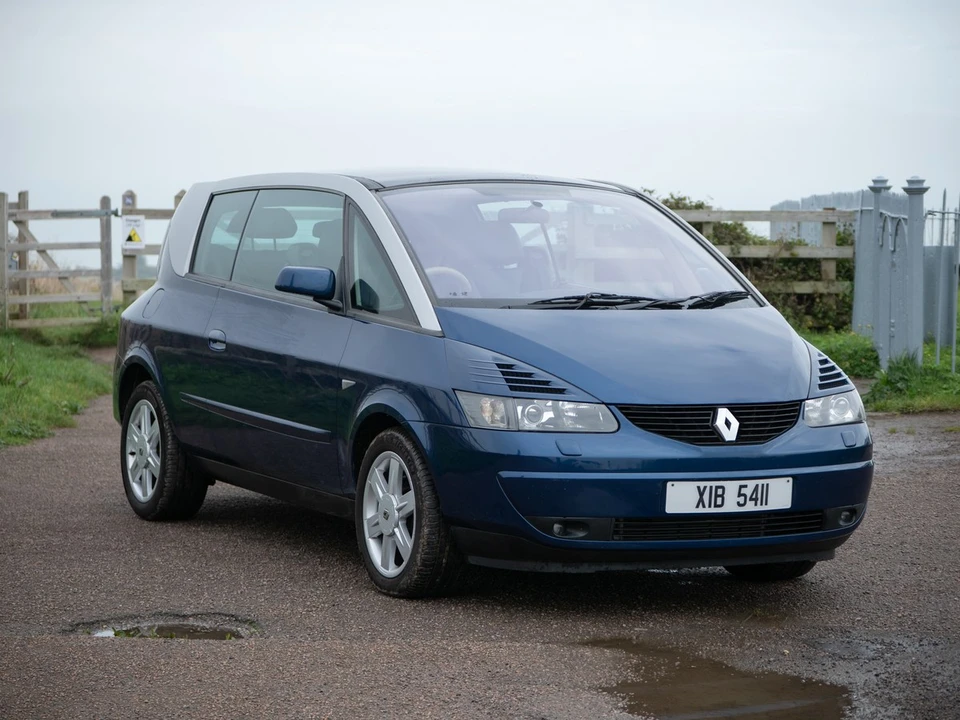 2003 Renault - Image 3 of 30