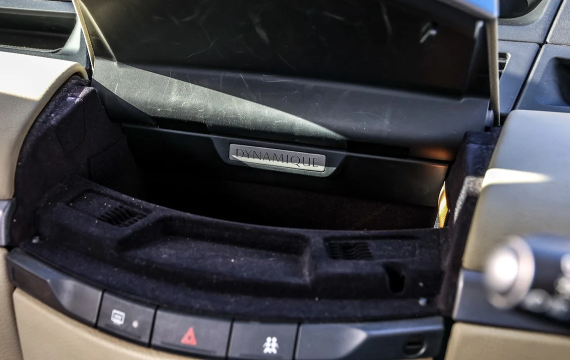2003 Renault - Image 25 of 30