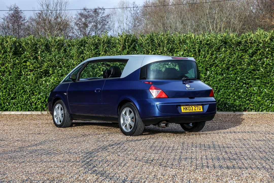 2003 Renault - Image 7 of 30